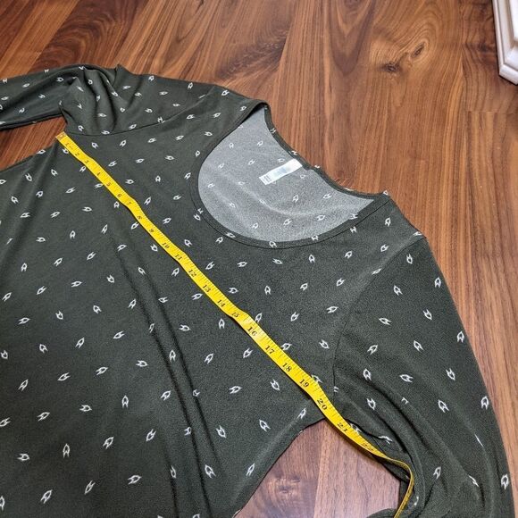 LuLaRoe Simply Comfortable Long Sleeve Top! - Picture 2 of 7